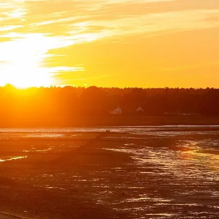 Koje - Hues In Lee Apartman