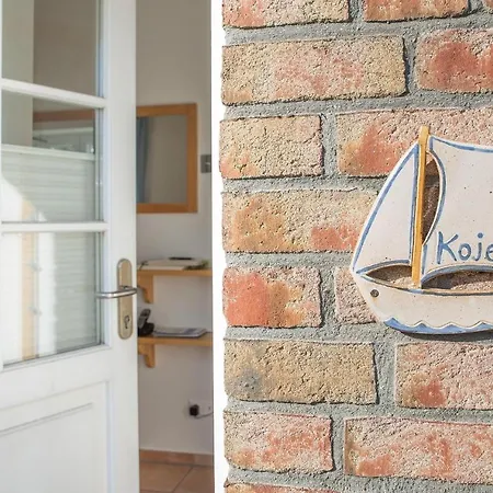 Koje - Hues In Lee Apartman *