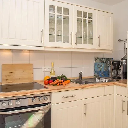 Apartman Koje - Hues In Lee Suddorf